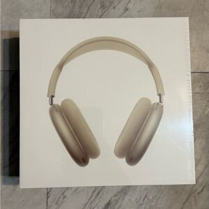 Apple Over-Ear Headphones - Cream